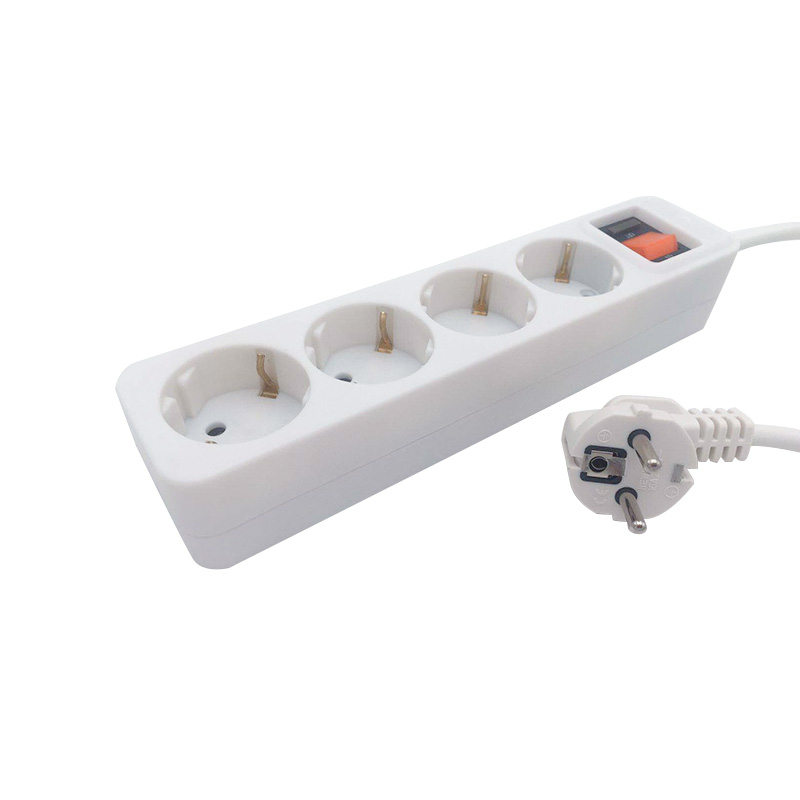 Socket standard de 4 sorties résistantes aux UV